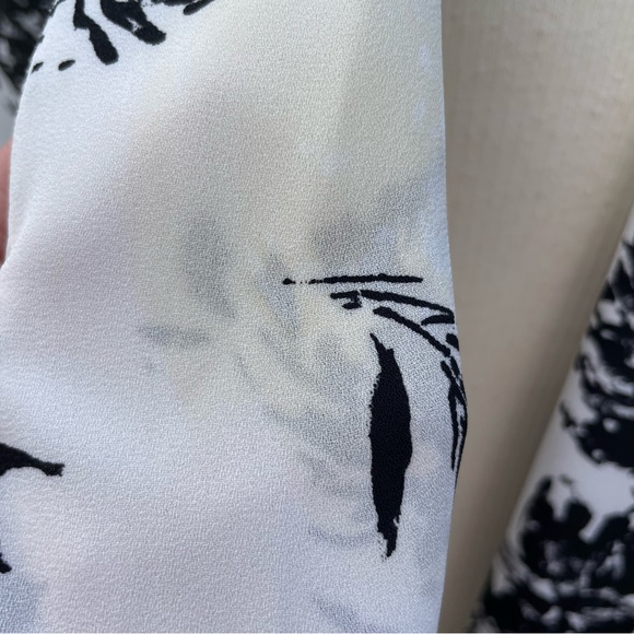 Lush Nordstrom Womens open jacket sz small white black floral - Picture 2 of 6